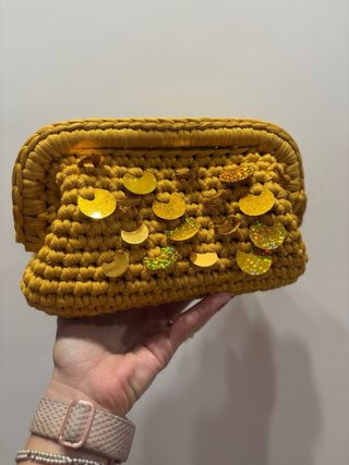 Clutch uncinetto oro con paillettes