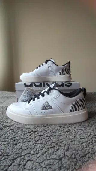 Zapatillas Adidas Talla 38.5 Animal Print