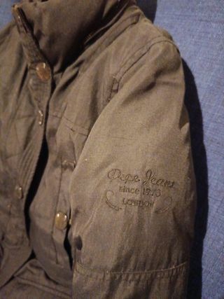 Chaqueta de plumas negra Talla S