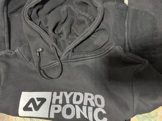 Sudadera Hydroponic con auriculares