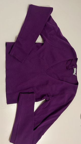 Top Stradivarius manga larga morado Talla XS