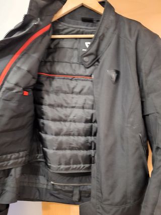Chaqueta y pantalón Revit carretera