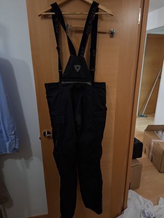 Chaqueta y pantalón Revit carretera