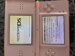 Nintendo DS Lite Rosa + Juegos y Cargador