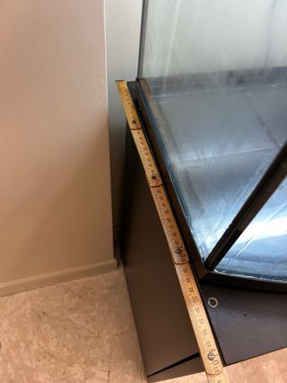 Acquario 60L bombato con mobiletto nero