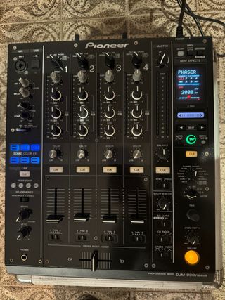 Pioneer DJM-900 Nexus Mixer + Rack.