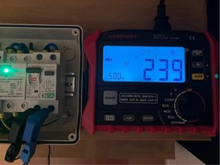 Cuadro protecciones para cargador coche eléctrico