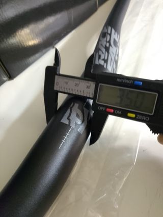 Manubrio MTB Race Face Chester 35mm 780mm