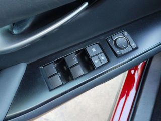 Lexus UX 2.0 250h Business