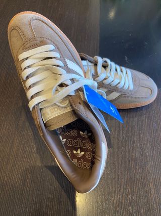 Adidas Spezial Marrones y Blancas