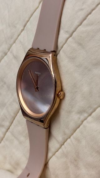 Reloj Swatch Oro Rosa y Rosa