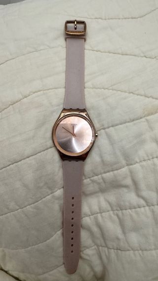 Reloj Swatch Oro Rosa y Rosa