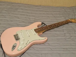 Fender Stratocaste Shell Pink Escucho ofertas
