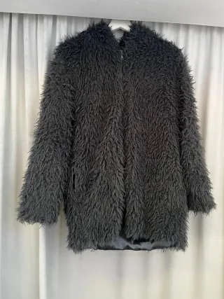 Abrigo pelo gris azulado T S