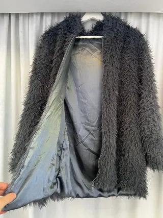 Abrigo pelo gris azulado T S