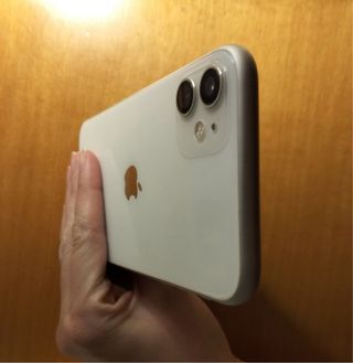 iPhone 11 Bianco 128GB + Accessori