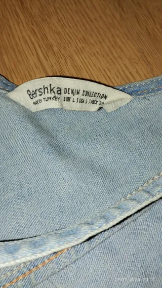 Peto vaquero Bershka mini talla L