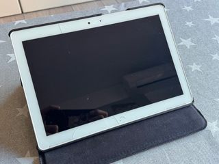 Tablet BQ Blanca y Negra