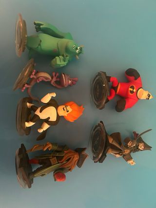 Disney Infinity 3DS + Base + 6 Figuras
