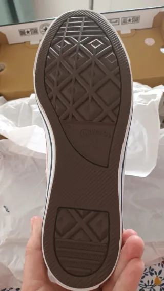 Zapatillas Converse Blancas 44, a estrenar