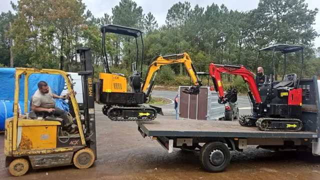 Liquidación 40 Mini Excavadoras