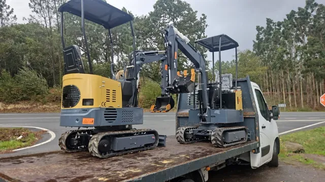 Liquidación 40 Mini Excavadoras