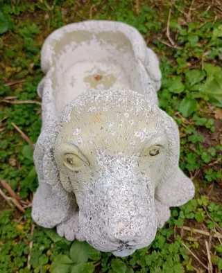Bassotto porta vasi in pietraglia