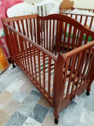 Culla in legno massello