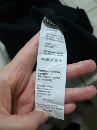 Vestido negro con cuello arcoíris Talla M