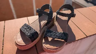 Sandalias negras