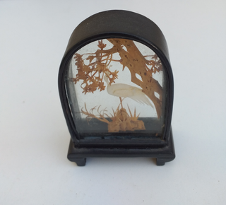 Arte Milenar chinesa, bibelot em madeira