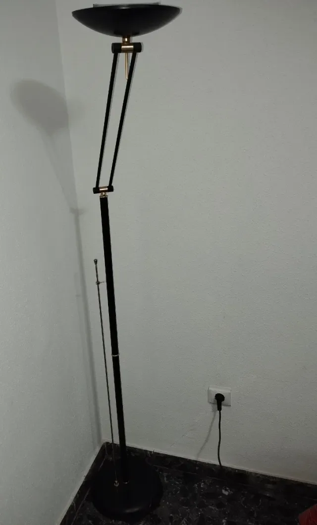 Lámpara de pie halógena