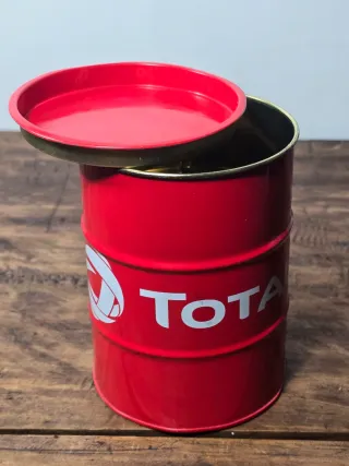 Gadget pubblicitario fusto olio Total