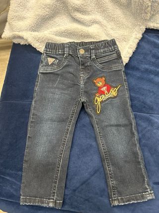 Conjunto Guess niño sudadera y pantalón