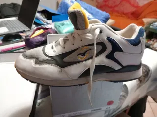 Scarpe ginnastica uomo taglia 44 e felpa Asics