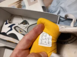 Scarpe ginnastica uomo taglia 44 e felpa Asics