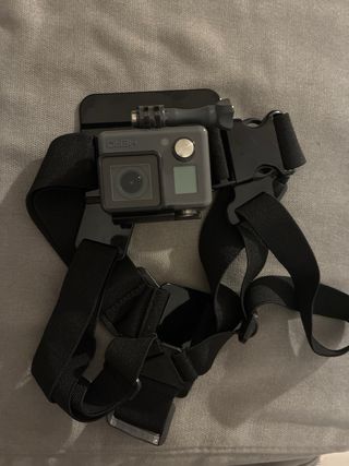 Cámara GoPro con accesorios