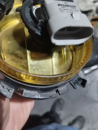 Antinieblas Seat León 2