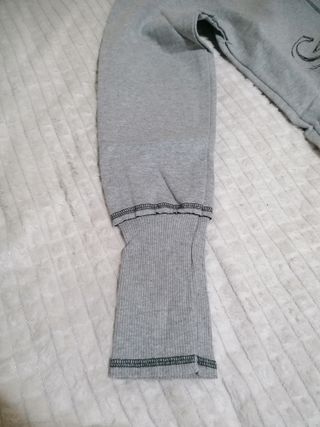 Sudadera Guess + regalo