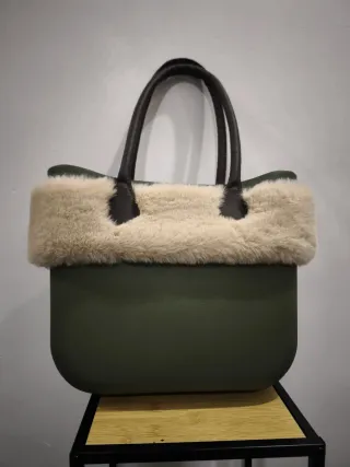 Bolso O bag Verde Militar con Pelo Beige