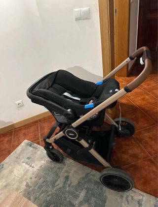 Carrinho Chicco + Babycoque e Base