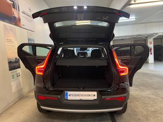 Volvo XC40 2.0 B3 G Core Auto