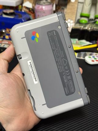 New Nintendo 3DS XL SNES Edition