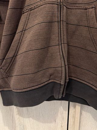 Sudadera con capucha Billabong rayas marrones