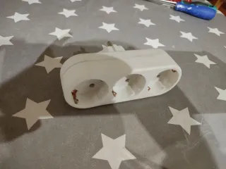 Adaptador triple enchufe