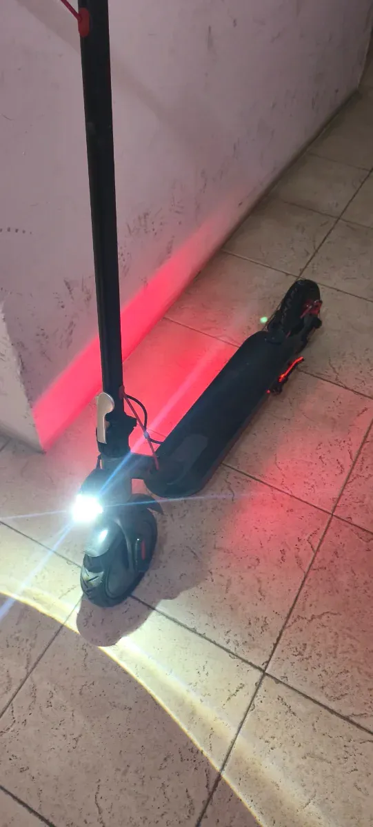 Patinete Eléctrico Negro