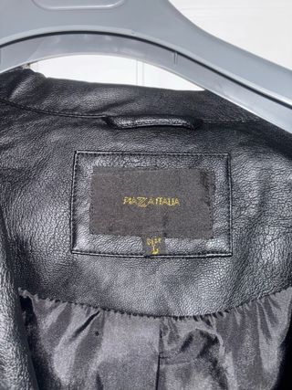 Giubbotto nero con pelliccia rimovibile