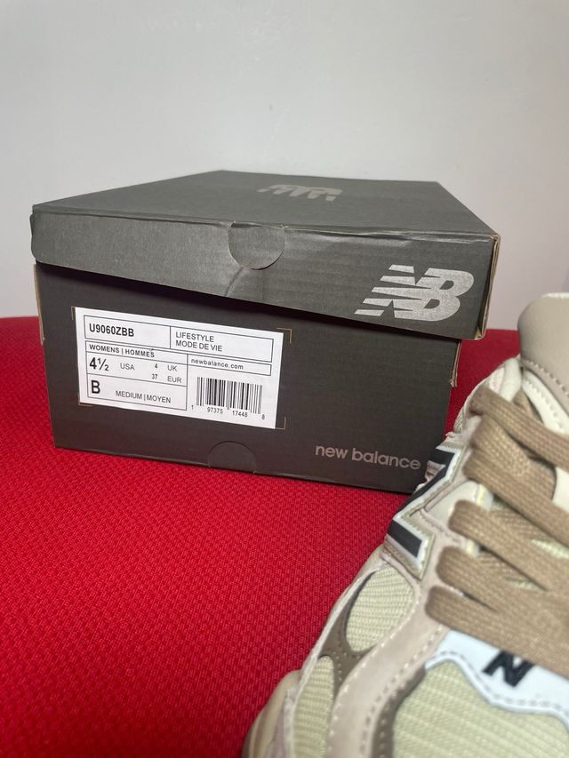 New Balance 9060 Beige/Marrone