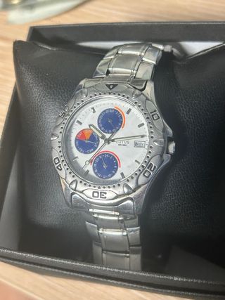 Reloj Lotus Plata y Blanco