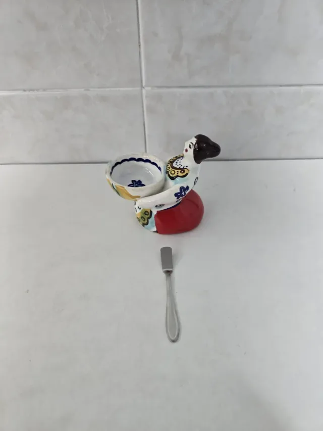 Salero de cerámica con cuchara